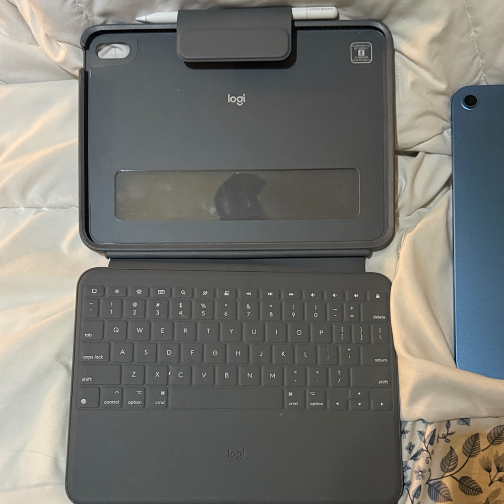 Logitech Gray Keyboard Case with Stylus Holder